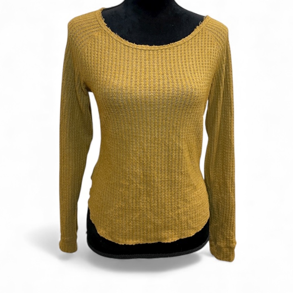 Derek Heart Plus Mustard Knit Top